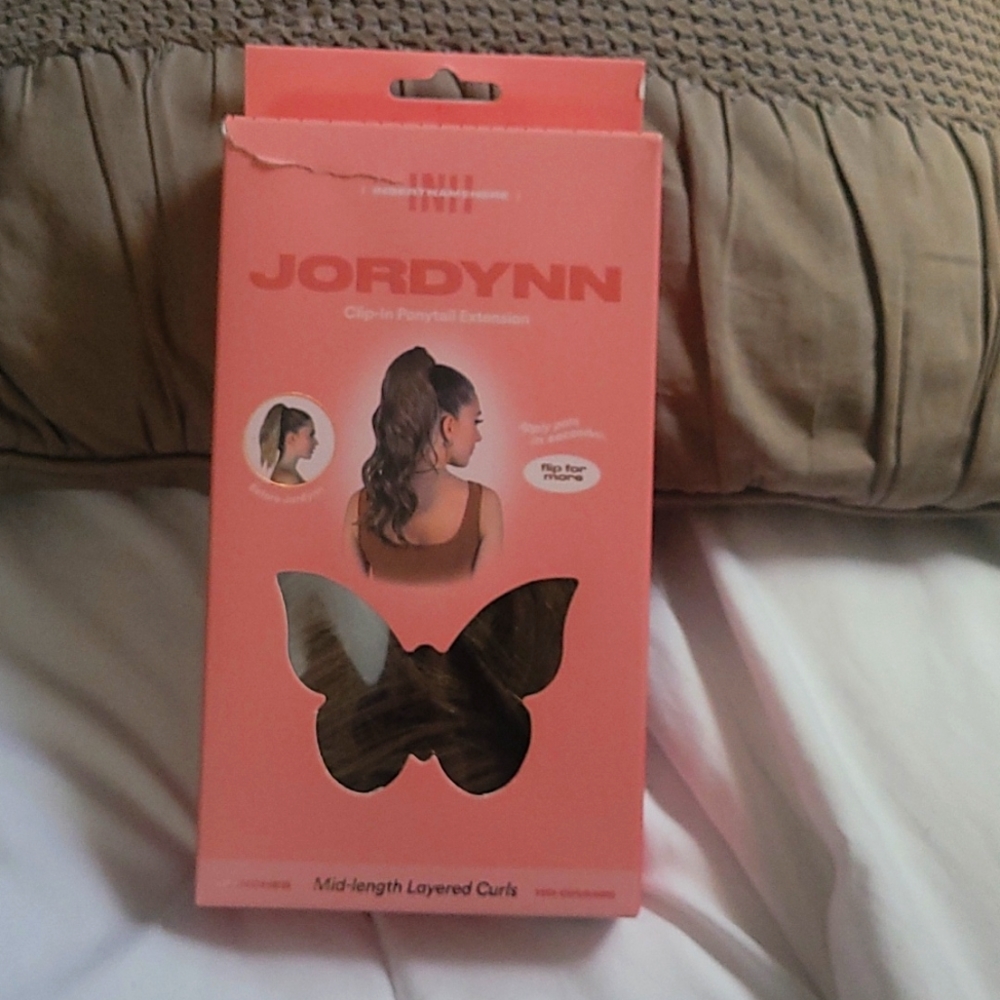 INH Jordynn clip in ponytail